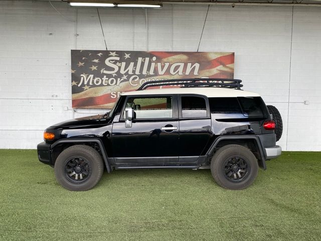 2014 Toyota FJ Cruiser Base