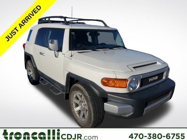 2014 Toyota FJ Cruiser Base