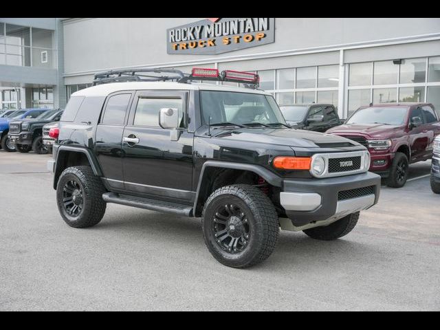 2014 Toyota FJ Cruiser Base