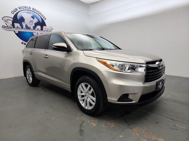 2014 Toyota Highlander 