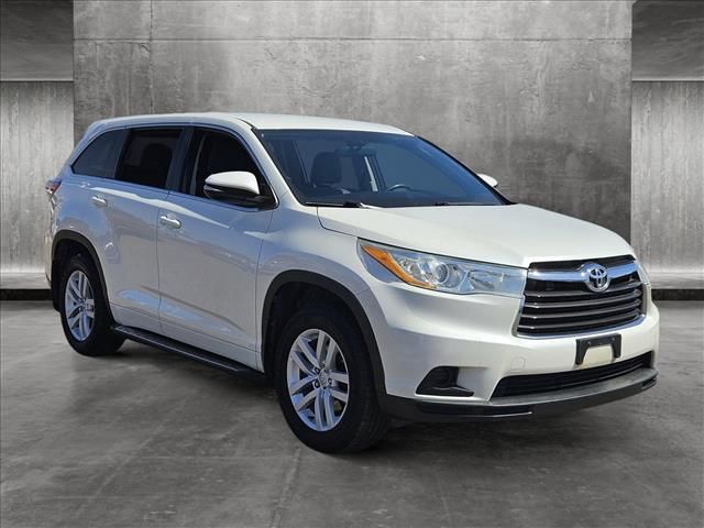 2014 Toyota Highlander LE