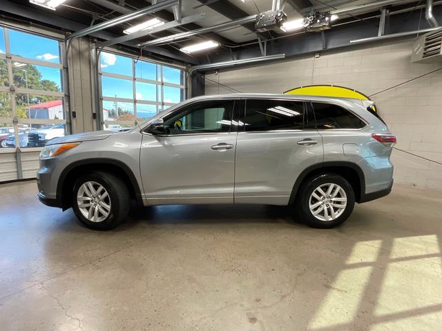 2014 Toyota Highlander LE