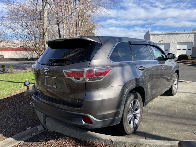 2014 Toyota Highlander LE