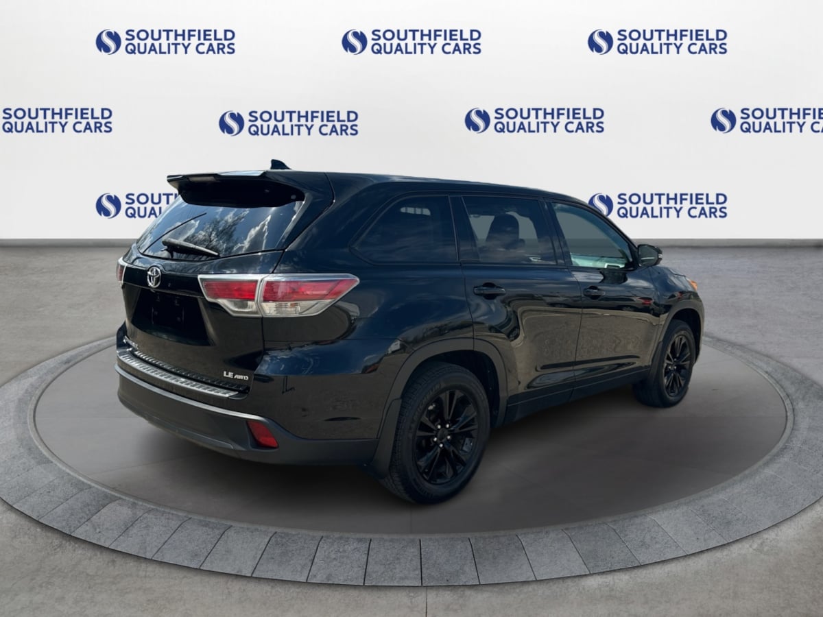 Vehicle image 3 of 37