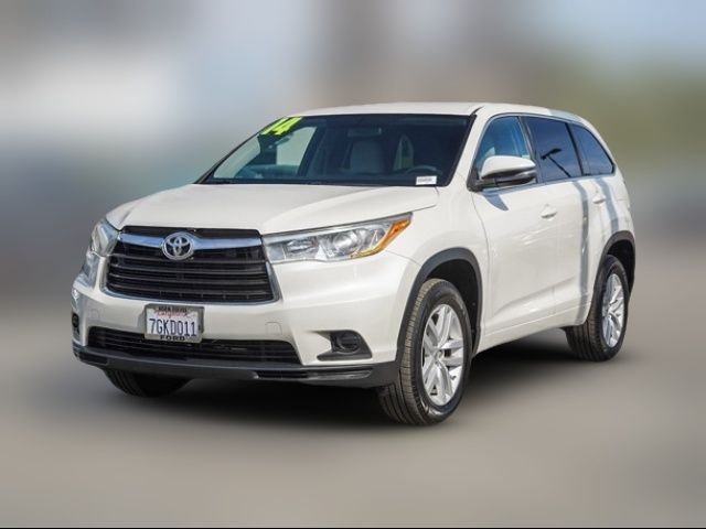 2014 Toyota Highlander LE