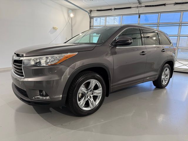 2014 Toyota Highlander Limited Platinum