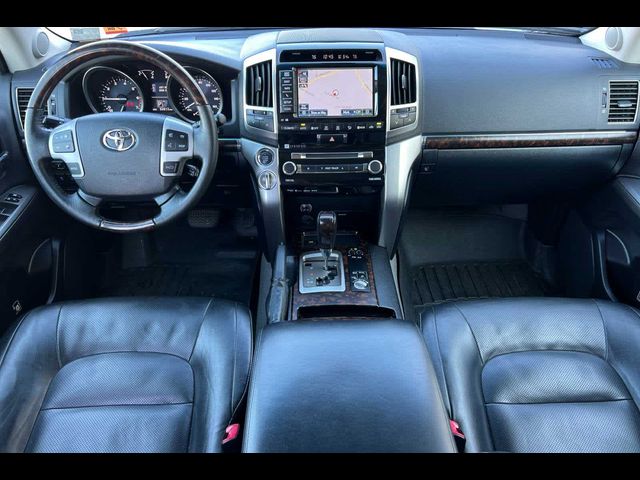 2014 Toyota Land Cruiser Base