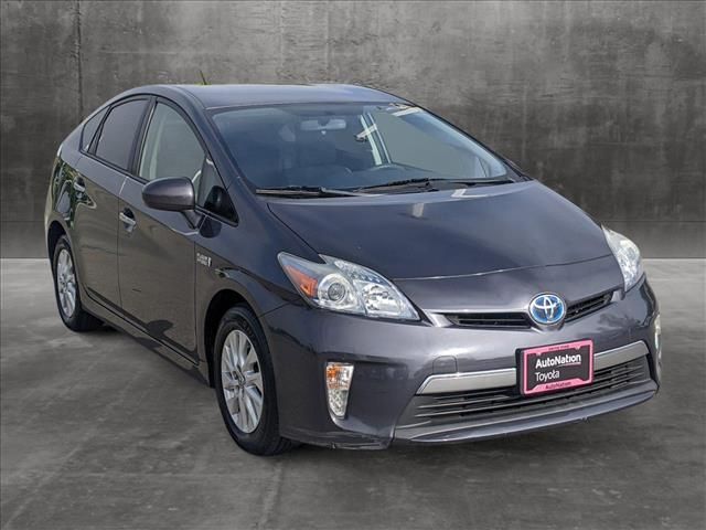 2014 Toyota Prius Plug-in Base