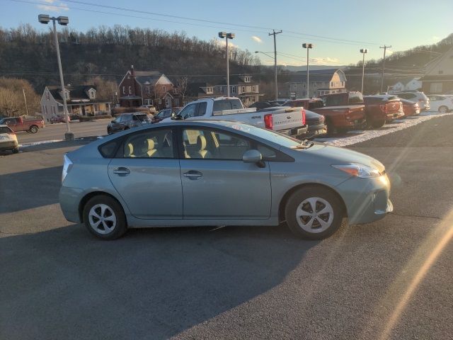 2014 Toyota Prius Four