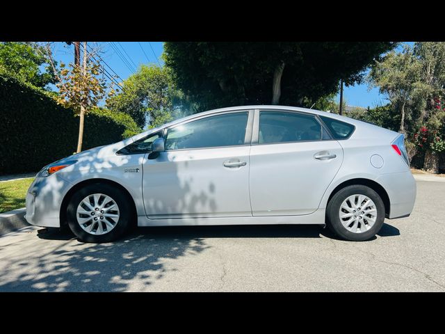 2014 Toyota Prius Plug-in Hybrid 