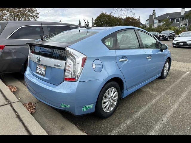 2014 Toyota Prius Plug-in Base