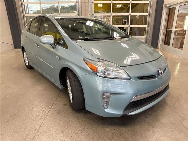 2014 Toyota Prius Plug-In 