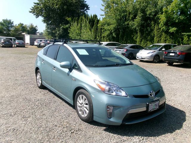 2014 Toyota Prius Plug-in Base