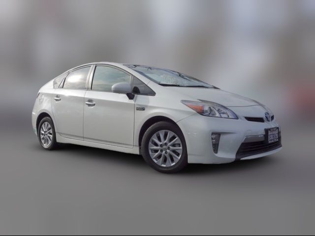 2014 Toyota Prius Plug-in Base