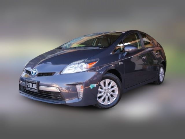 2014 Toyota Prius Plug-in Base