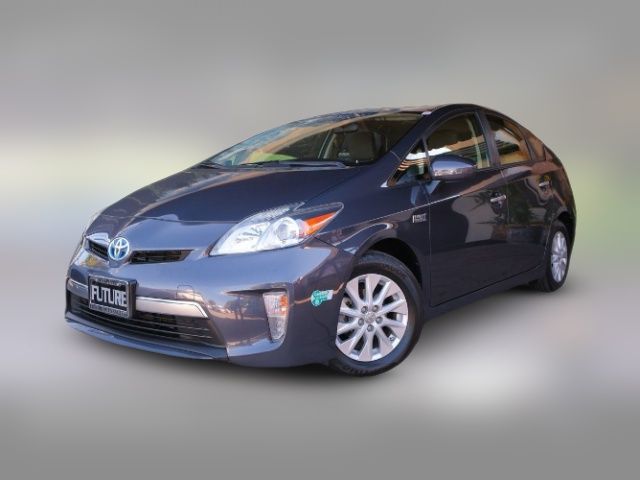 2014 Toyota Prius Plug-in Base