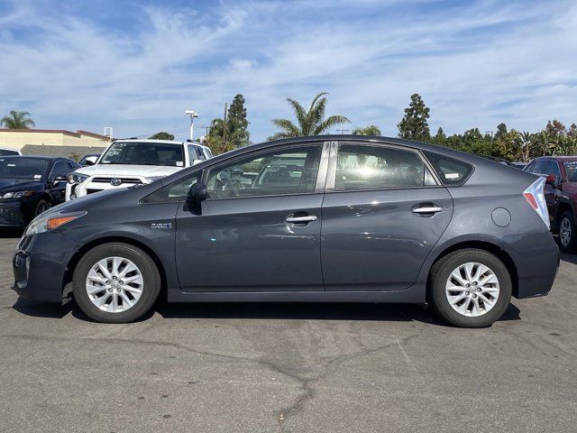 2014 Toyota Prius Plug-in Base