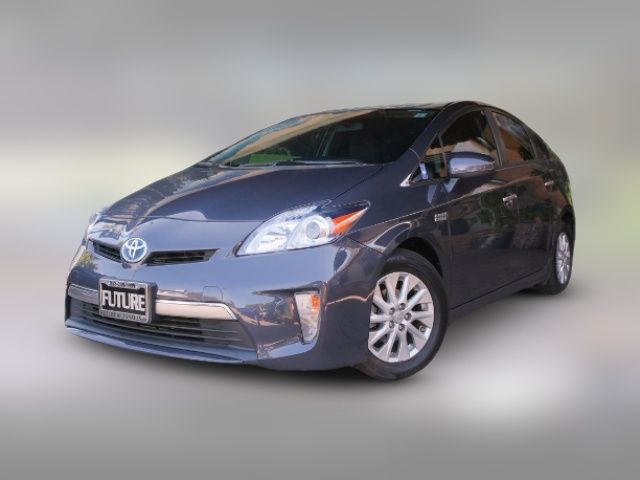 2014 Toyota Prius Plug-in Base