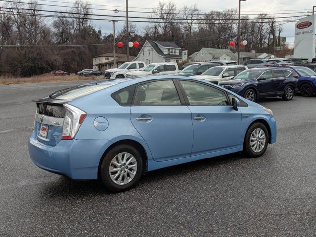 2014 Toyota Prius Plug-in Base
