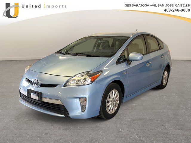 2014 Toyota Prius Plug-in Base