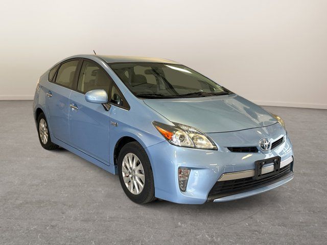 2014 Toyota Prius Plug-in Base