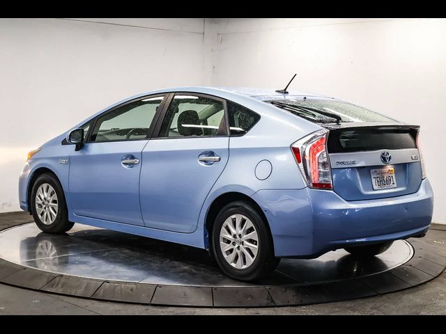 2014 Toyota Prius Plug-in Base