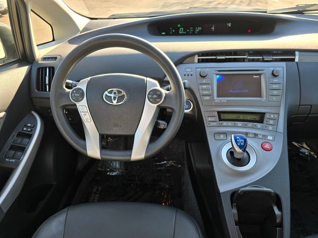 2014 Toyota Prius Plug-in Base