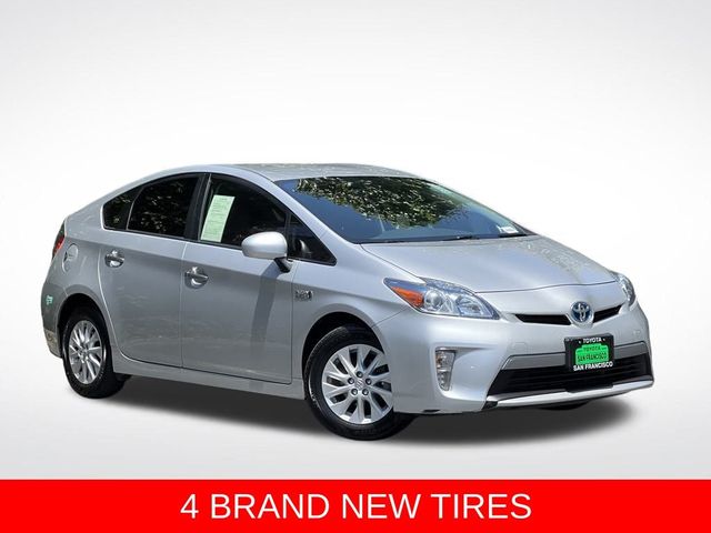 2014 Toyota Prius Plug-In 