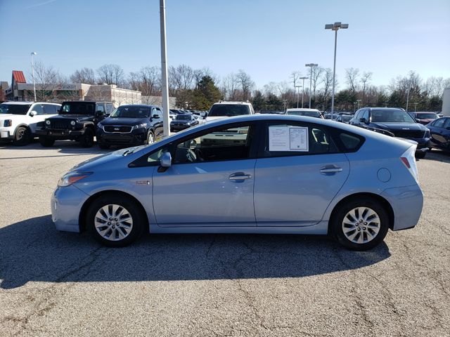 2014 Toyota Prius Plug-in Base