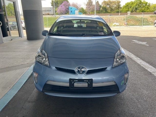 2014 Toyota Prius Plug-in Hybrid 