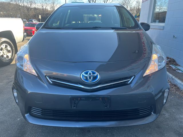 2014 Toyota Prius v Two