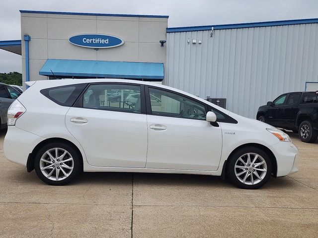 2014 Toyota Prius v Two