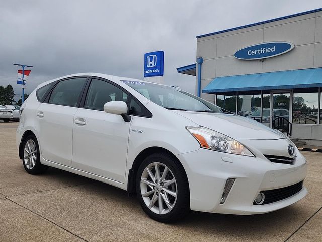 2014 Toyota Prius v Two