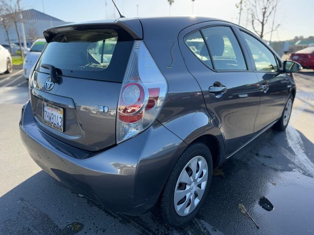 2014 Toyota Prius c Four