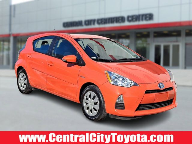 2014 Toyota Prius c Two