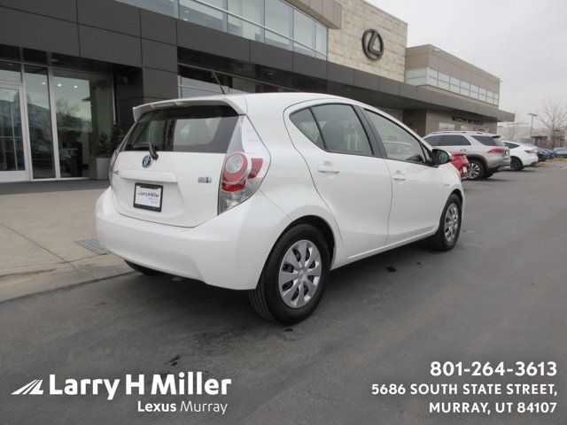 2014 Toyota Prius c Two