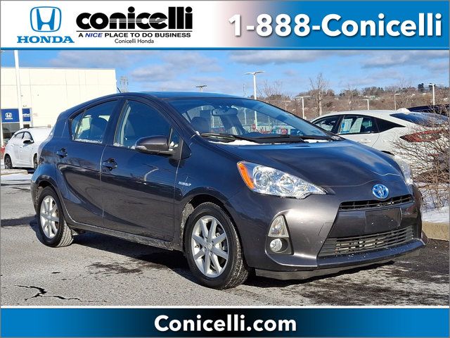 2014 Toyota Prius c Four