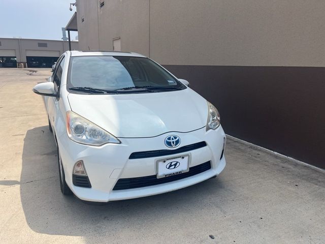 2014 Toyota Prius c Three