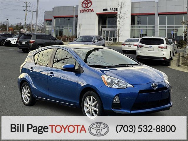 2014 Toyota Prius c Three