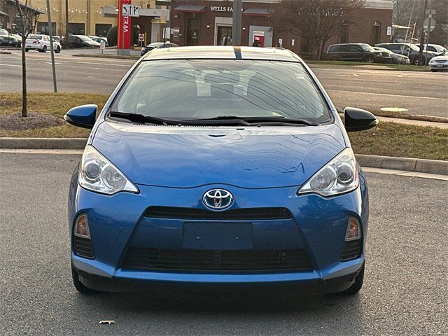 2014 Toyota Prius c Three