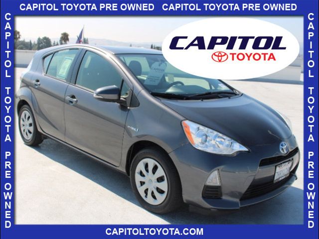 2014 Toyota Prius c Three