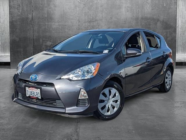 2014 Toyota Prius c Three