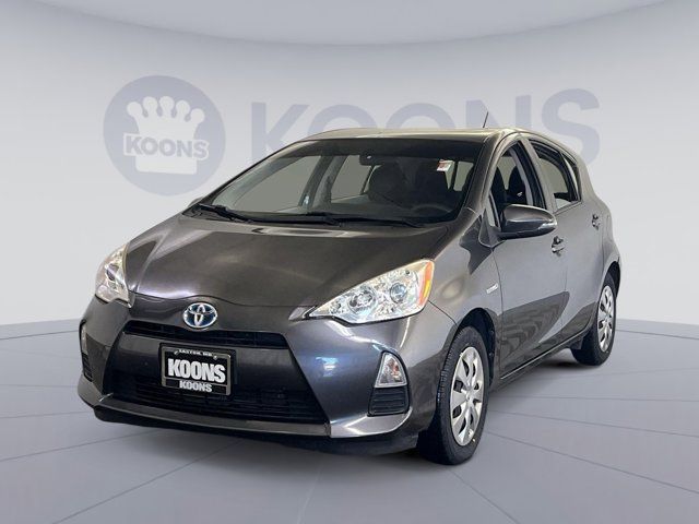 2014 Toyota Prius c Three