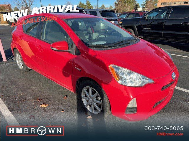 2014 Toyota Prius c Three