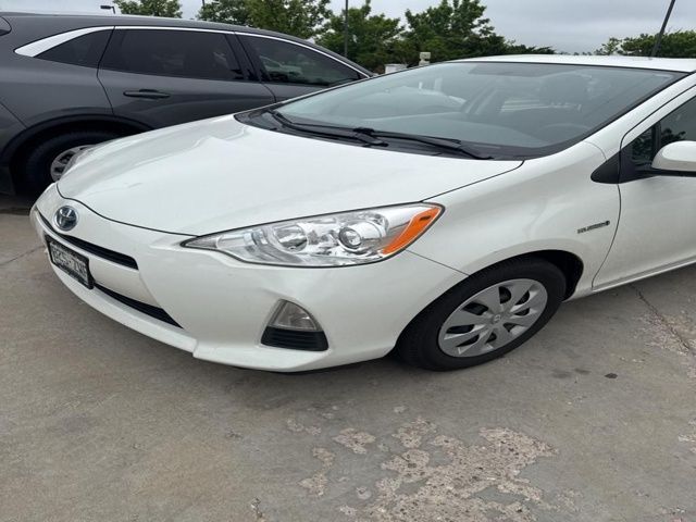 2014 Toyota Prius c Two