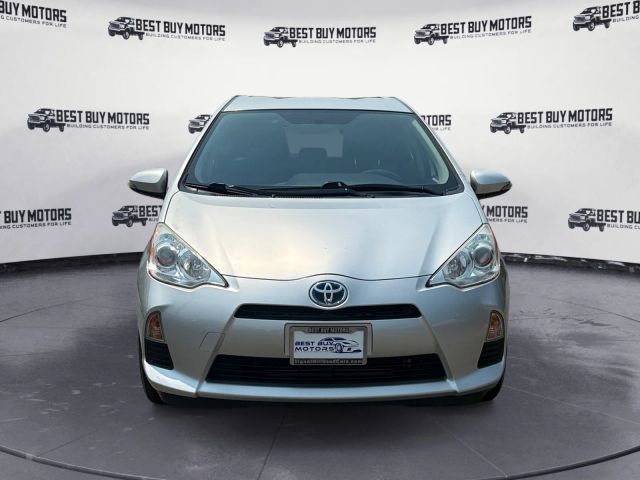 2014 Toyota Prius c Two