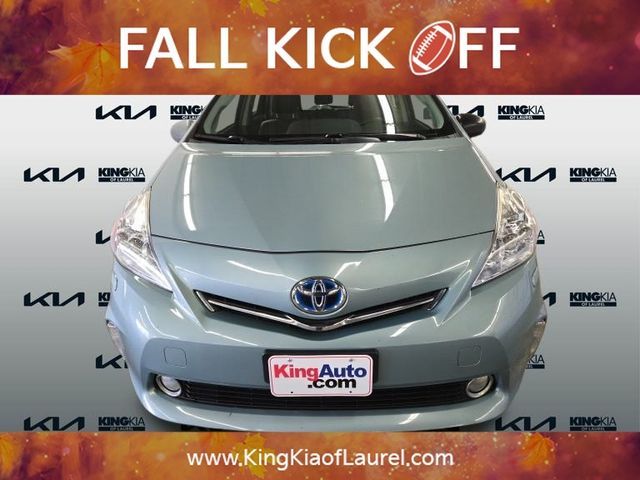 2014 Toyota Prius v Two