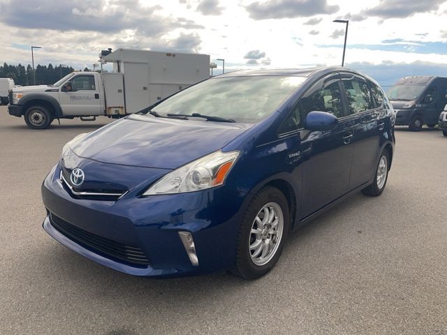 2014 Toyota Prius v Two