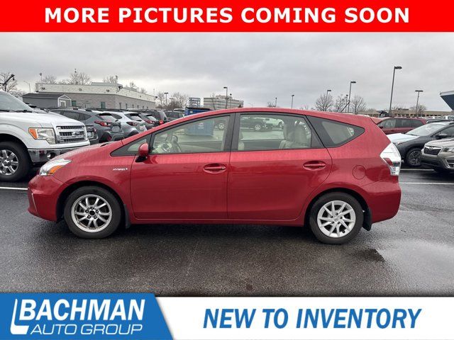 2014 Toyota Prius v Two