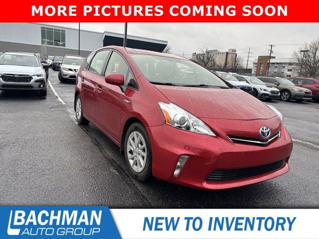 2014 Toyota Prius v Two